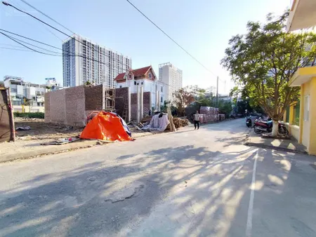 Đất phân lô 788 thiên lôi 121m ngang 7 đường 11m giá 70 tr/m cạnh quân đội