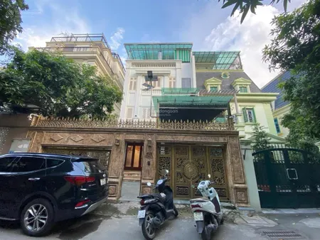 Bán biệt thự mỹ đình sông đà, 194m , 5 tầng, mặt tiền 9m , giá 75 tỷ. có thang máy và hầm.