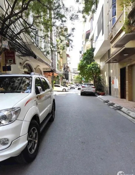 Cực hiếm đất vip võng thị, tây hồ giảm chào 2 tỷ oto vào nhà, gần phố thông hồ tây 104m2 47.5tỷ