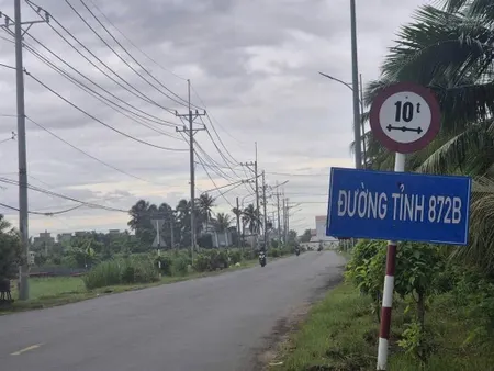 Đất mặt tiền thổ 100m giá 550triệu