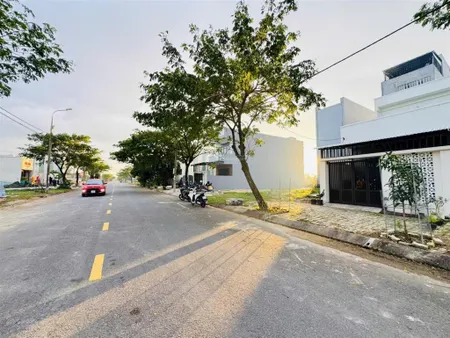 Bán lô đường 10m5 trần minh thiệt hoà quý ngũ hành sơn gần cầu khuê đông giá 4.8tỷ