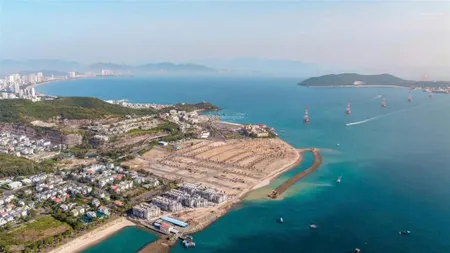 Duy nhất 1 căn nhà 90m2 xây 4 tầng mặt biển nha trang giá 12 tỷ