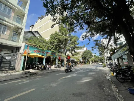 hiếm nhà 3 lầu mặt tiền đường số 79 vị trí kinh doanh đông đúc không lỗi phong thuỷ