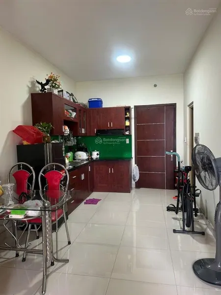 Bán chung cư tô ký. 2pn,1wc. có ban công. full nội thất.0938 379 *** nga