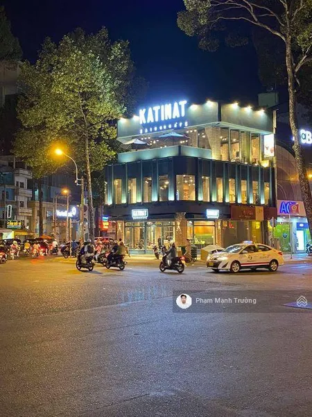 Bến nghé ! góc 2mt pasteur, q1 | 8.5 x 29m | hđt 350tr/tháng | giá tốt 130 tỷ |