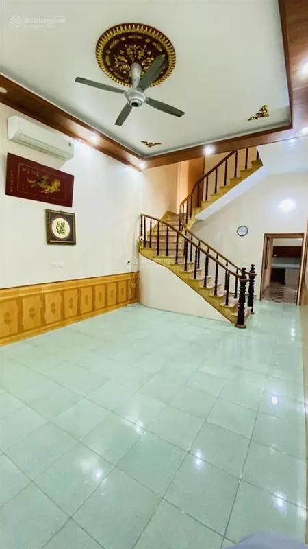 Bán nhanh nhà góc 2 mặt đường hẻm lớn, 126m2 8x16m, phố tiểu hoàng sầm uất tiền hải, thái bình