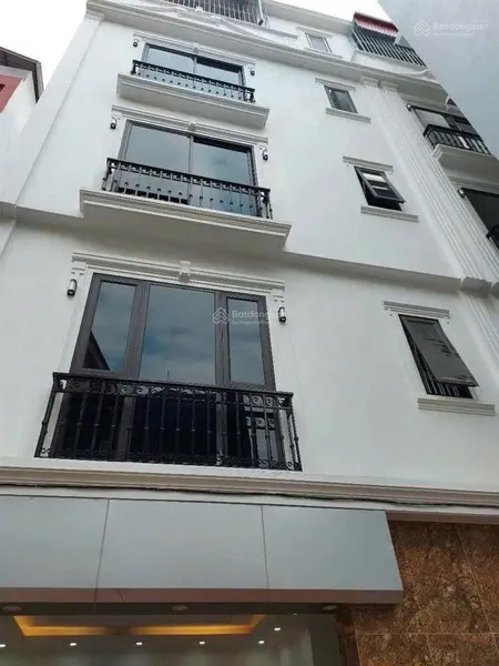 Nhà ngay lê trọng tấnparkcityngã tư quang trungvăn phú. nhà 5 tầng thang máy dt.37m.mt.5m 9,3tỷ.