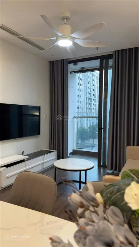 Gia đình tôi có căn hộ tại symphony 64m2 2n 2vs sẵn sổ muốn chuyển nhượng gía cực ưu đãi