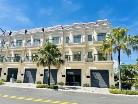 Chỉ 56 triệu/m2 quý anh chị sở hữu ngay shophouse 3 tầng mặt tiền đường 15m. mức giá đầu tư