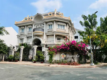 Giá tốt 100%! chuyên bán nhà phố 6x21m giá 20 tỷ, biệt thự 10.5x21m giá 31 tỷ kdc phú mỹ vph
