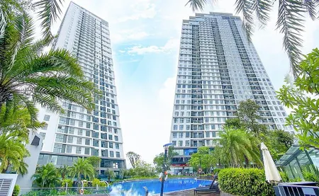 Shophouse chân đế p2, mặt hồ pearl2 thuận tiện kinh doanh,3 tầng.đang cho thuê 40tr, giá thoả thuận