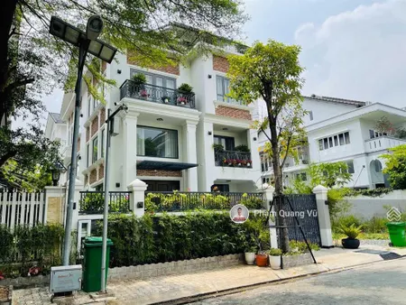Chuyên bán biệt thự nhà phố kdc phú mỹ vph q7, dt 6x21m, 10,5x21m, giá 18 tỷ. lk pmh 0901 294 ***