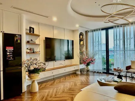 Bán gấp căn hộ chung cư tòa ct4 vimeco dt 145m2, 3 phòng ngủ, tầng đẹp, view thoáng, nội thất đẹp
