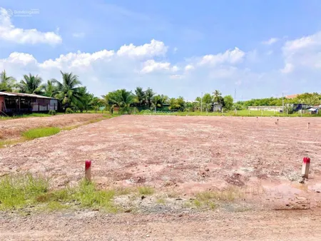Cần tiền nên bán gấp nền đất ful thổ cư thị trấn hậu nghĩa, giá 2,9 tỷ
