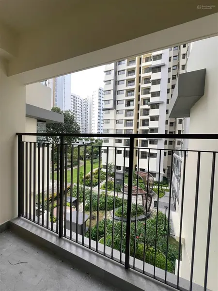 [căn 2pn view vườn nội khu] chủ nhà chuyển công tác bán lỗ căn này giá 3.38 tỷ (còn thương lượng)