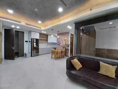 Hot! hàng hiếm tại midtown phú mỹ hưng, giá chỉ 9.4 tỷ, đủ nội thất đẹp, 2 phòng ngủ, ô xe miễn phí