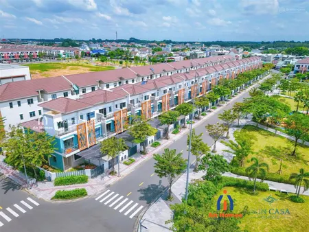 Bán nhanh căn liền kề 3 tầng 100m2, ngay kđt sun casa vsip2 thanh toán trước 30% nhận nhà ngay