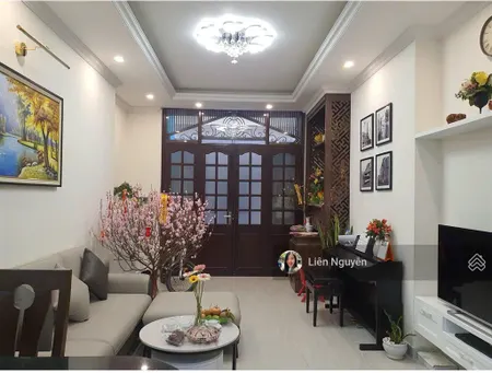 Giảm chào 500tr! bán nhà hàng mành, 40m2, 4 tầng, mặt tiền 3.2m, 19.5 tỷ, dòng tiền 40tr/tháng