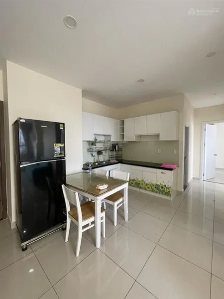 Cần bán căn hộ 2pn, 79m2, block tttm giá 4 tỷ 050