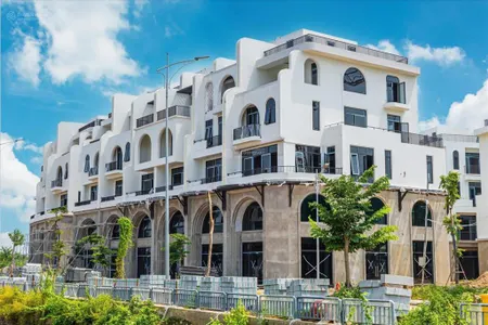 Bán shophouse trục chính đường 20m căn góc 160m2 giá 28.5 tỷ bao phí tại vaquarius văn giang