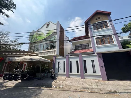 Biệt thự mộng mơ mt khu tên lửa 185m 3 tầng 11x18m chỉ nhỉnh 20 tỷ