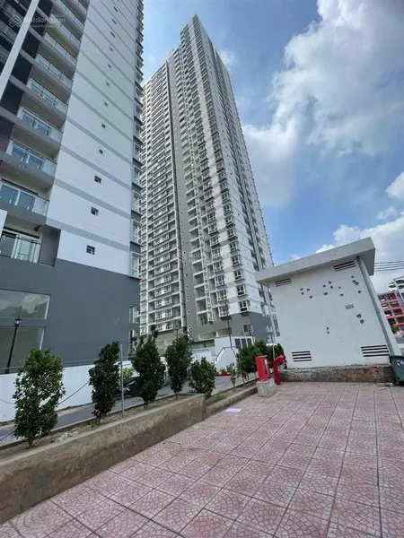 Chính chủ bán căn hộ the western capital, 68m, 2 phòng ngủ, 2wc, view đẹp, giá 2.99 tỷ 0901 499 ***
