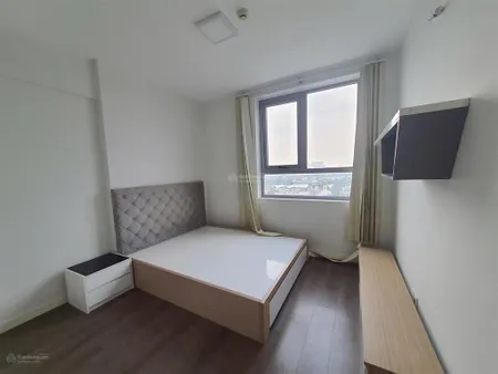Cho thuê căn 2pn fresca, tầng cao view thoáng nhà trống, giá 5,5tr cọc 1 tháng, coi nhà ngay 24/7