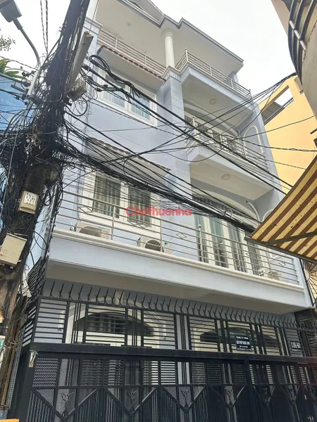CHO THUÊ NHÀ NGUYÊN CĂN ĐƯỜNG TRẦN QUANG DIỆU, QUẬN 3 - NGANG 6M - 4PN-5WC