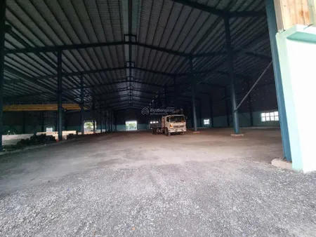 Cho thuê 2 kho xưởng 1.200m2, khuôn viên 2.000m2, mã lò , bình tân , giá 100k/m2