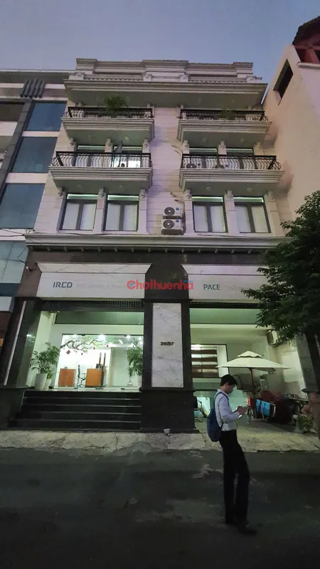 CHO THUÊ TÒA NHÀ NGUYÊN CĂN NGUYỄN TRÃI, NGUYỄN CƯ TRINH, QUẬN 1 - CÓ HẦM VÀ THANG MÁY - NGANG 12M