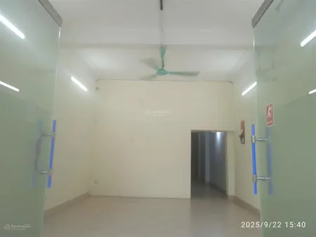 Cho thuê cửa hàng, ki ốt tại ngõ 34, xuân la, 70m2, 9 triệu vnd, view đẹp, uy tín