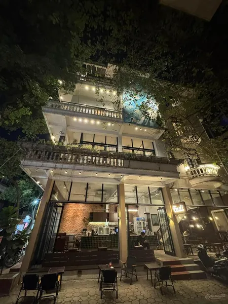 Cho thuê nhà view hồ văn quán cực đẹp, cực sầm uất đông đúc phù hợp mọi mô hình