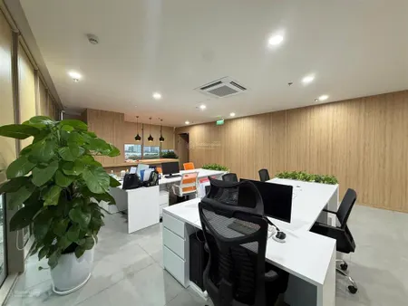 Cho thuê văn phòng hilton bạch đằng. 200m2