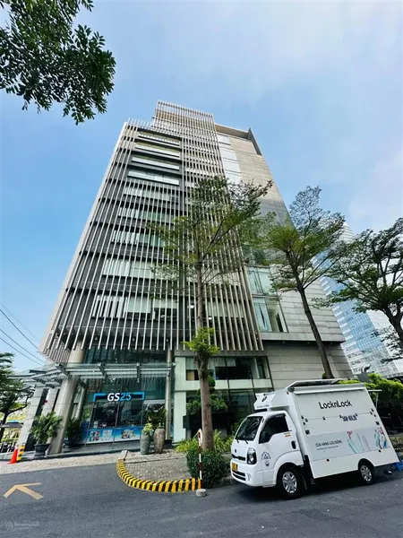 Cho thuê văn phòng đại minh tower, đường hoàng văn thái, quận 7, dt 100 150m2. 0906 391 ***