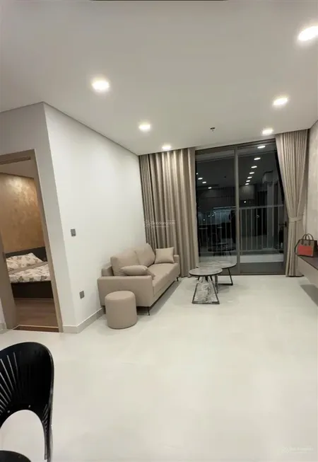 Không ở tôi cho thuê căn góc 97m2 3pn nội thất đẹp chung cư khai sơn city giá 16tr/tháng.
