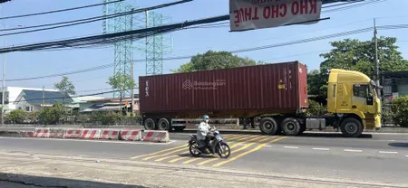 Kho cho thuê mặt tiền (14*45) đường quốc lộ 22 cách cầu vượt củ chi 400 m