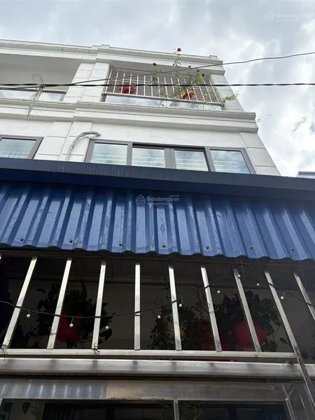 Cho thuê nhà riêng 3 tầng ngõ 14 nguyễn trãi, tp nam định