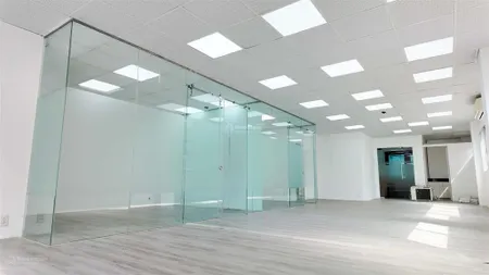 Cho thuê văn phòng 100m2 ngay tt võ văn tần q3, có sẵn phòng riêng