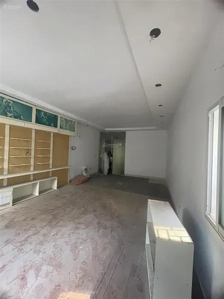 Cho thuê nhà mặt phố hàng vải giá tốt trung tâm phố cổ