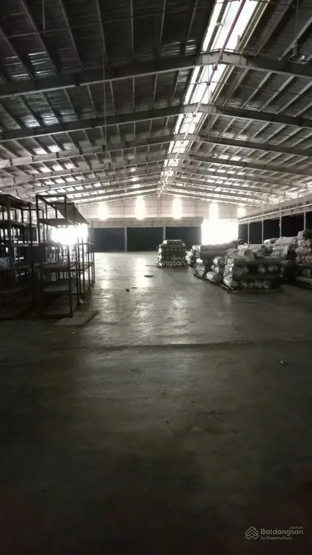 Cho thuê nhà xưởng mặt tiền nguyễn thị lắng, giá rẻ