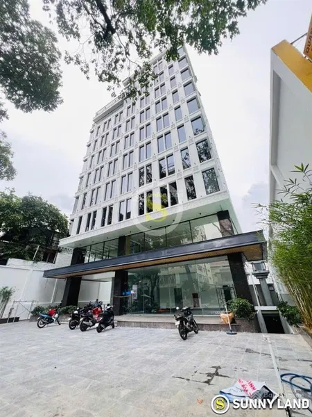 Cho thuê tòa nhà mới số 234 pasteur, quận 3. dt 2.900m2, 2 hầm, 10 tầng, 200 tr/tháng