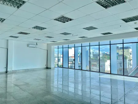 Building vip mặt tiền đề thám, quận 1 gần bến thành market giá tốt 45tr/tháng 0919 167 ***