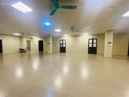 Bql cho thuê toà nhà văn phòng thép việt đức building mê linh hà nội dt 1000m giá 100k/m2