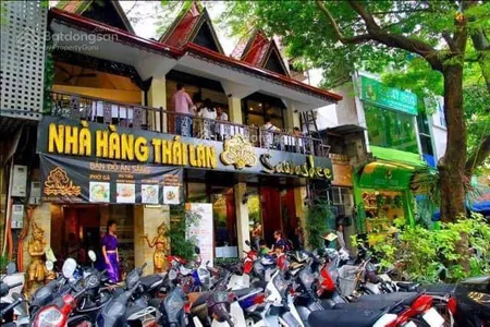 Cho thuê mp lê đức thọ (nam từ liêm). dt 500m2, 2 tầng, mt 18m, vị trí đẹp, 0912 768 ***