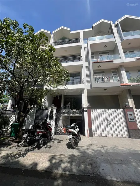 Cho thuê nhà mặt phố tại him lam kênh tẻ, 66 triệu (bao thuế), 100m2 ! chính chủ