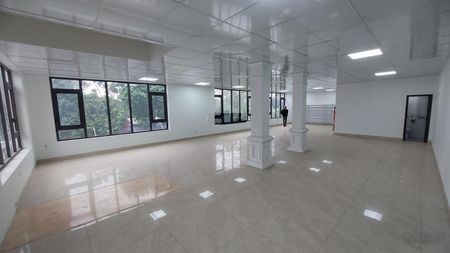 MB/VP 170m2 tầng 2, gần Gamuda, 12tr/th