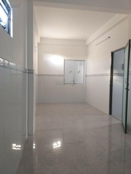 Phòng mới xây 30m2- nút giao an phú