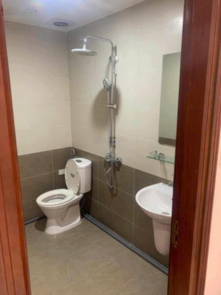 Cho thuê phòng Định Công, 3,7 triệu, nội thất full, vệ sinh khép kín, nóng lạnh, điều hòa,máy giặt