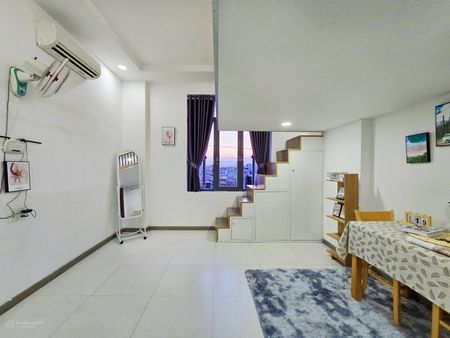 Duplex cửa sổ trời 40m2 có nội thất cơ bản gần Pandora Trường Chinh, Đại học Công Thương