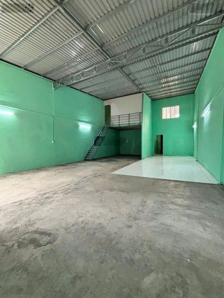 Cho thuê kho 200m2 Trần Văn Giàu, giá rẻ rẻ 11 triệu